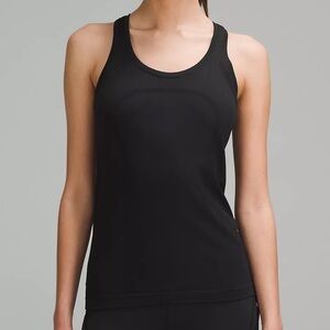 Lululemon Swiftly Tech Racerback Tank Top 2.0
Hip Length / Black